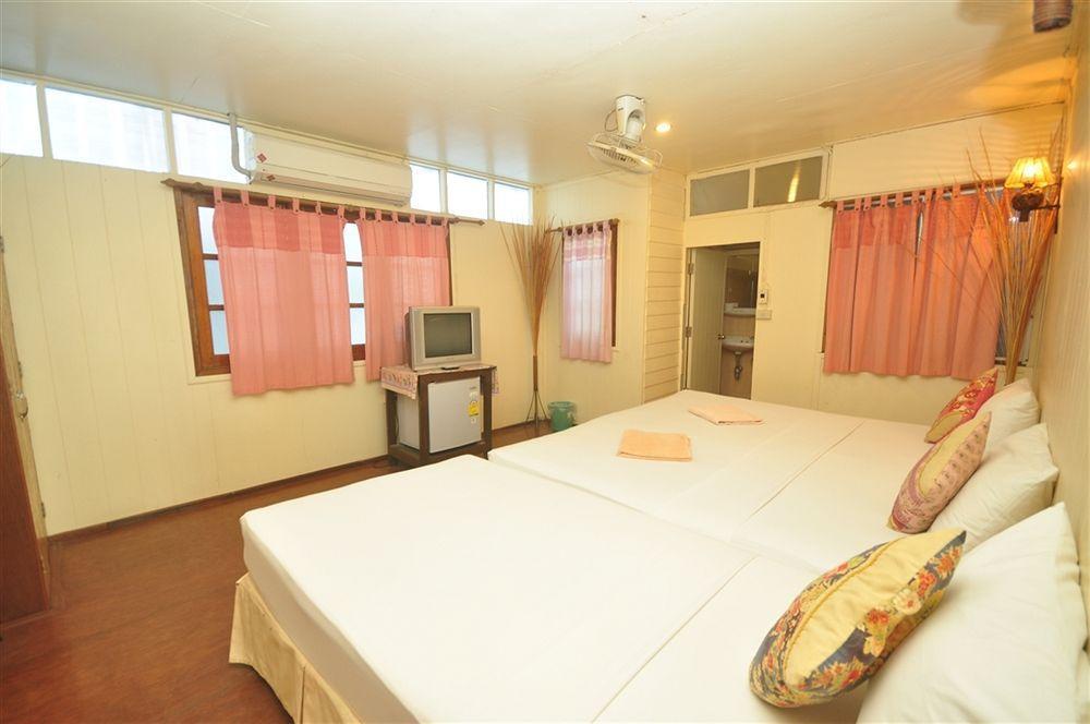 A Pousada Pp October House Phi Phi Don Exterior foto