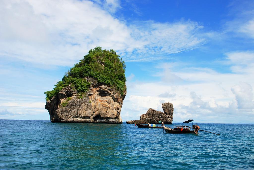 A Pousada Pp October House Phi Phi Don Exterior foto